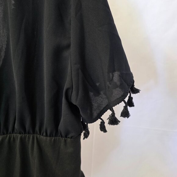 Shein Curve Black V-Neck Tassel Bodysuit Size L - Picture 7 of 8